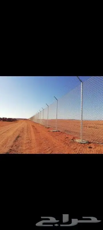 نعمل في جميع انواع الشبوك وجميع انواع النخيل 0