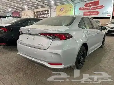 تويوتا كورولا 2024 و 2025 جميع الفئات و الالوان 3