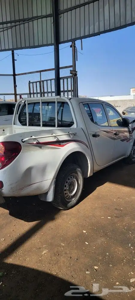 ميتسوبيشي ونيت 2015 بنزبن 4