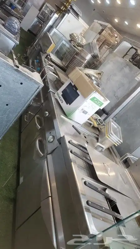 تأثيث مطاعم وبوافي مكتمله 2