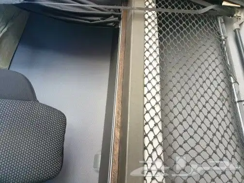 سرير اكترس جفالي تفصيل MB3 مع المنام والستاير وحاجز شبك 5