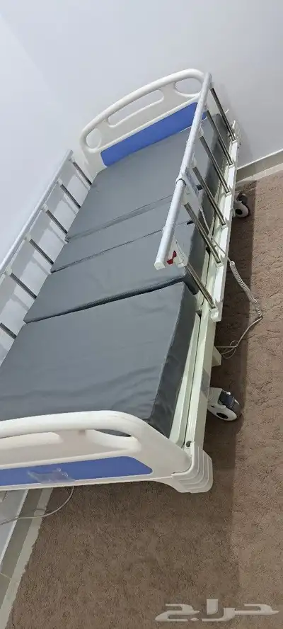 سرير طبي كهربائي  شبه جديد للبيع 1
