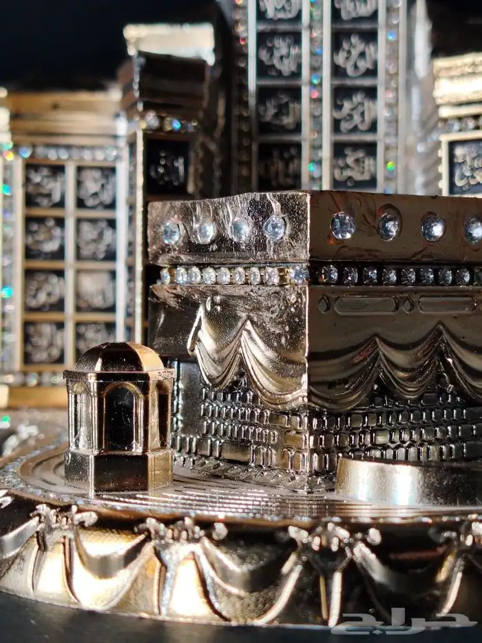 مجسم ديكور الكعبه مع برج الساعه 2