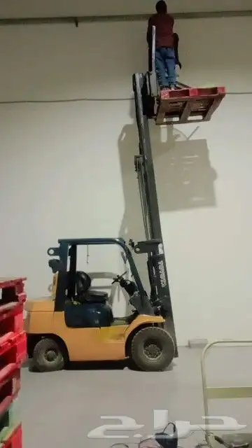 للإيجار جميع الرافعات الشوكيه 2