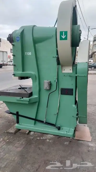 مكبس سنتريك مكابس سنتريك مستورد 130 طن و 20 طن 2