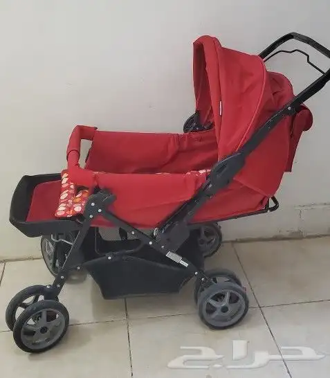 عربة اطفال ماركة ماما لاف حالة ممتازة 0