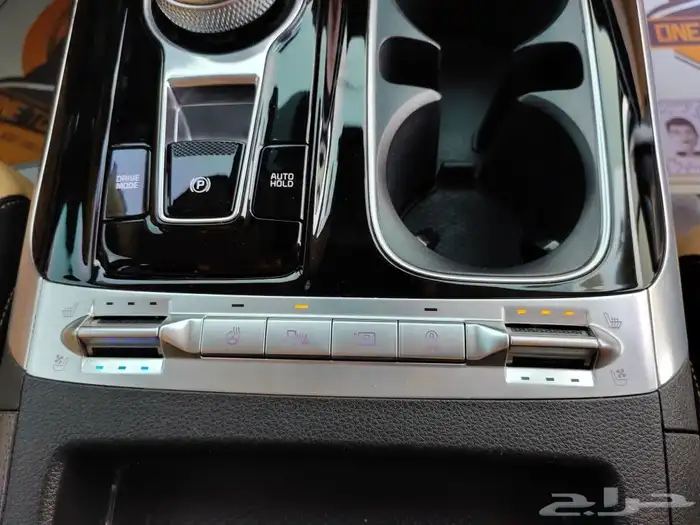 تم البيع كرنفال ديزل 2021 فل كامل داخل جملي بطاقة جمركيه 30