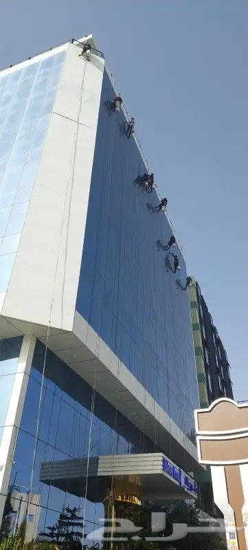 تنظيف الواجهات الزجاجية بجدة شركة اكلين فاست 3