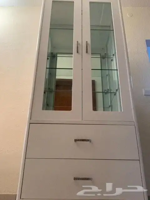 منظمة أطباق مع درجين للتخزين بحالة ممتازة 0