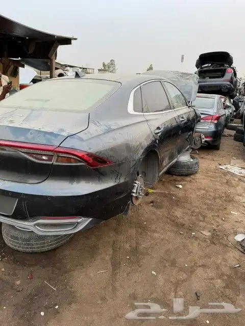 هونداي ازيرا 2022 للبيع قطع غيار تشليح 1