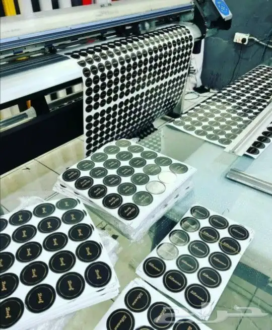 مطبعة طباعة كرت ستيكر بنر اكواب بوكس عباية بكج سند رول اب 5