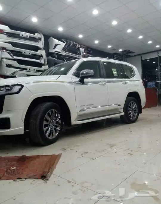 زيق باب جانبي لاندكروزر 2024 2