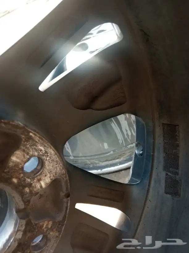 جنوط لنترا الفل مقاس 17اصلي شبه جديد نطيفه مره 2015 1