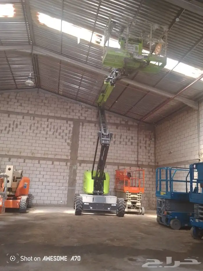 مان ليفت للايجار شهري 8