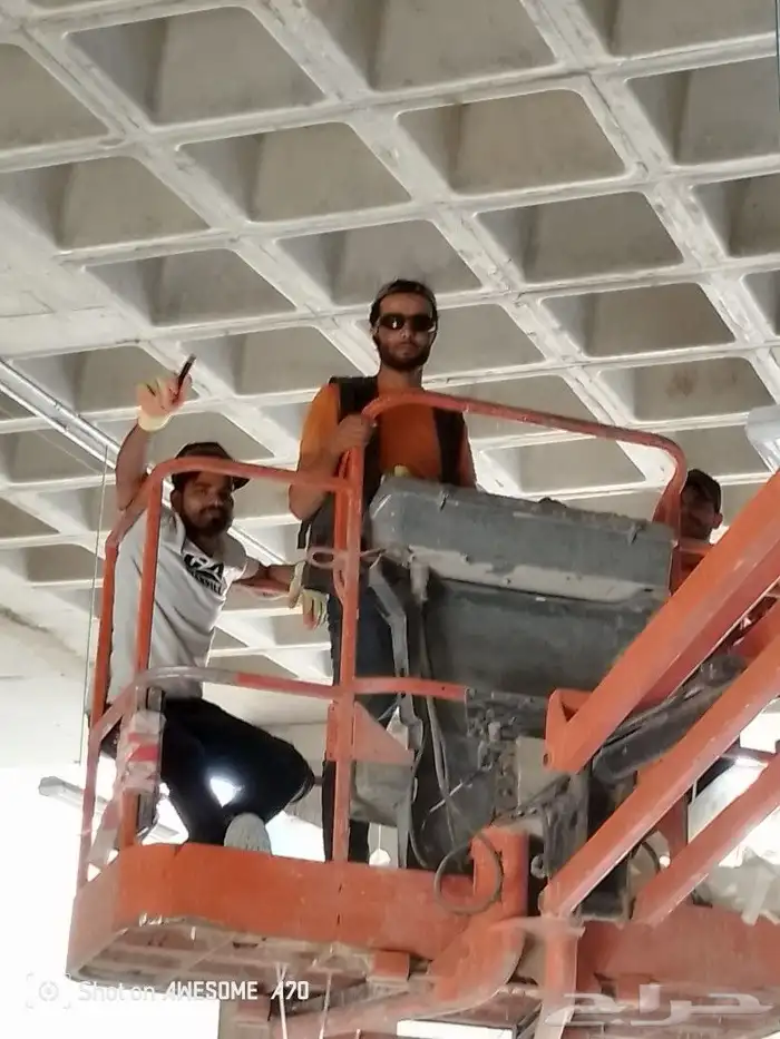 مان ليفت للايجار شهري 7