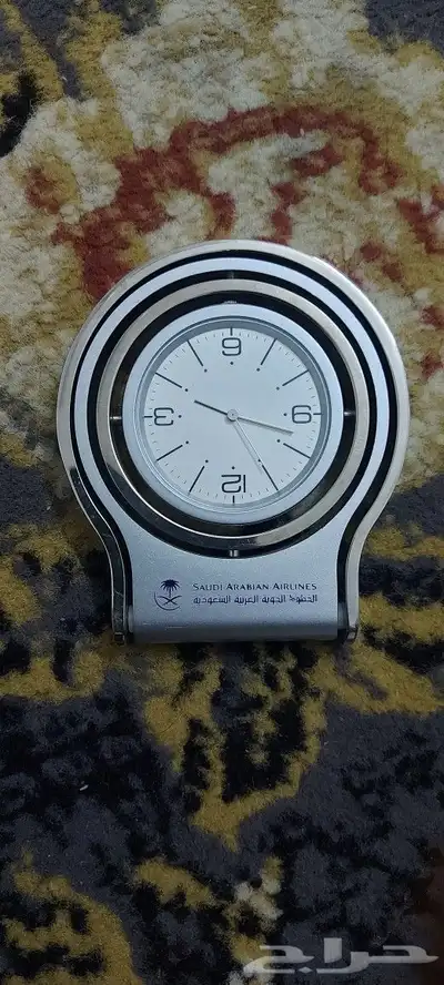 ساعه مكتبيه الخطوط السعوديه 1