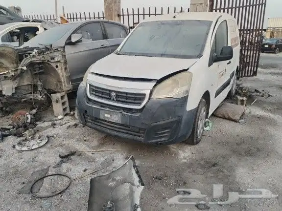 تشليح الشهري لقطع غيار السيارات الفرنسيه 3