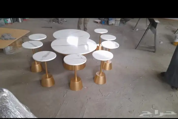 طاولات تفصيل حسب الطلب 4