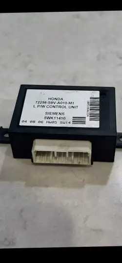 هوندا ام ار في 2003 -2008 نافذة السائق 0