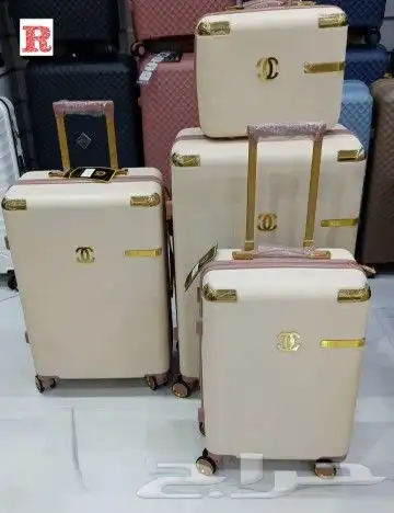 عروض شنط سفر ماركة شانيل اربع قطع 5