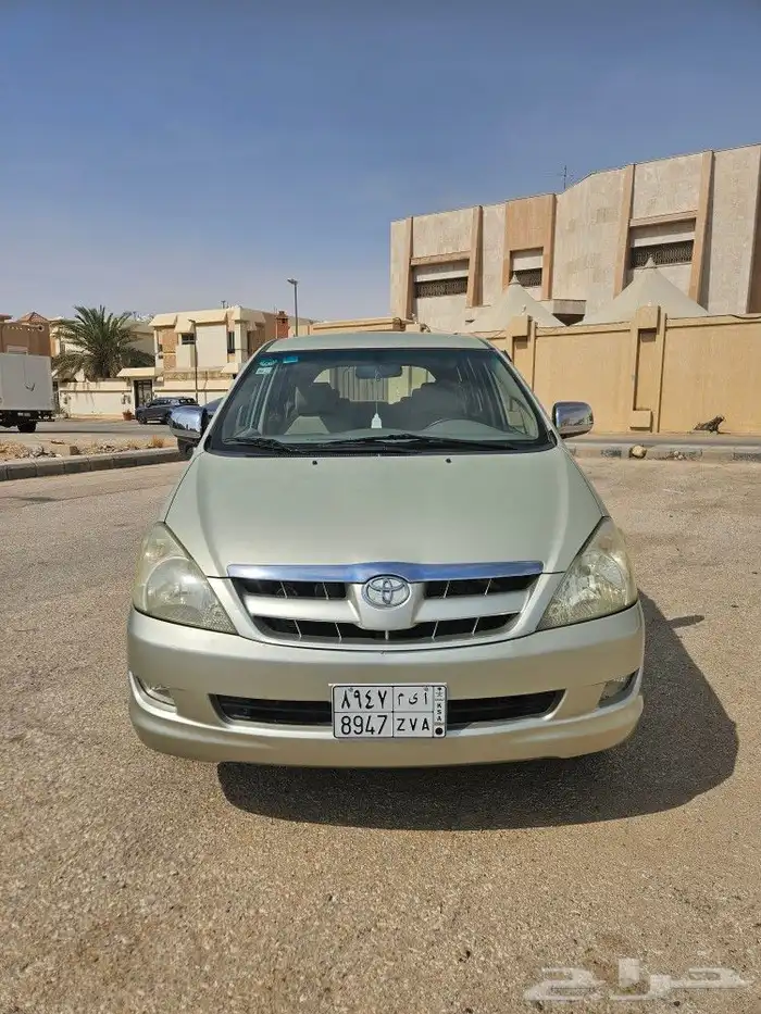 تويوتا انوفا 2007 8