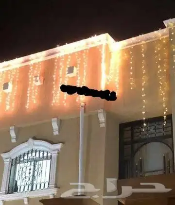تاجير كنب مفرد كنب ثلاثي طاولات بوفيه طاوره قزاز كراسي شفاف 4