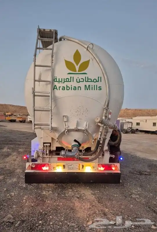 خطاط باليد على الجدران و السيارات ولوحات الطرق والإرشادية 6