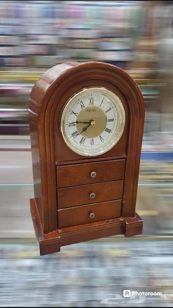 ساعة مكتبية من ماركة سيكو ب500 ريالخشب اصلي قديمة مخزنة 0