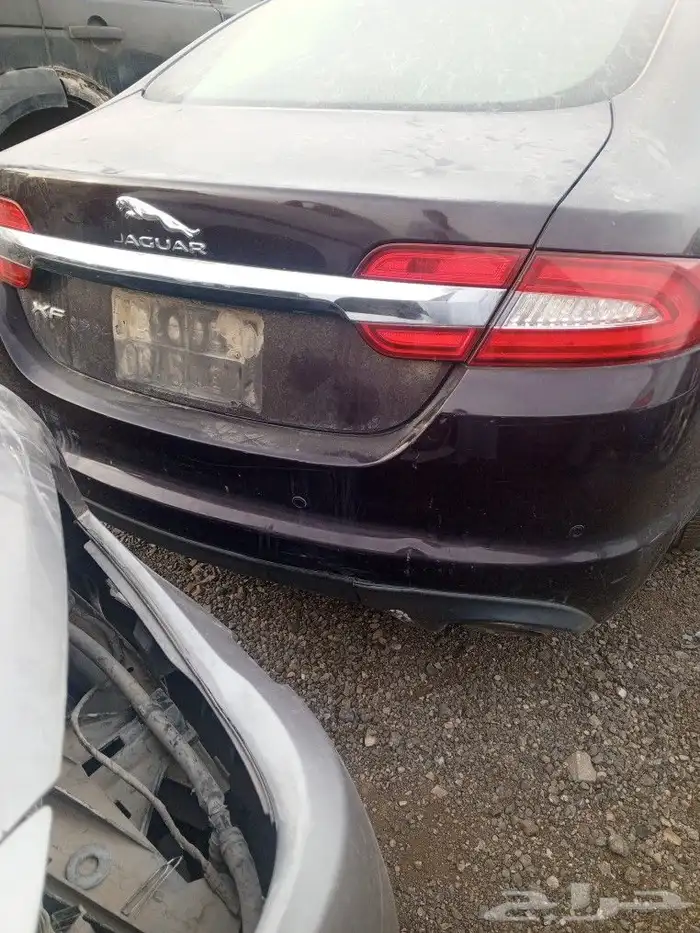 يوجد لدينا قطع غيار السيارات اللماني.جاكور قطع تشليح 2