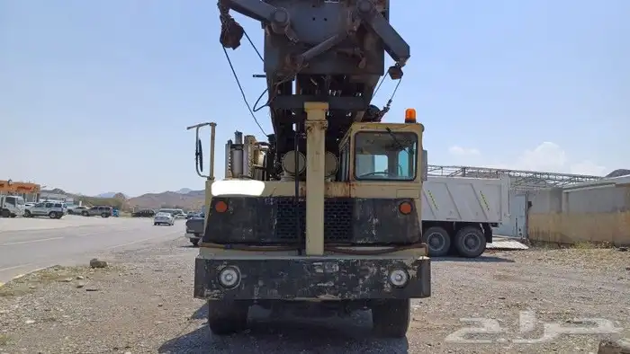 حفار ابار ارتواز 1