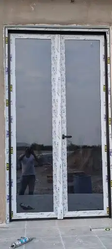 الألمنيوم والحديد والخشب والجبس بورد 13