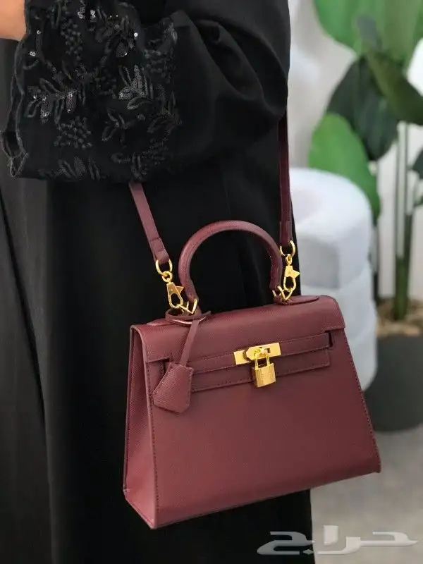 شنط هرمز وشوزات ماركة هرمز Hermes bags and Hermes shoe 38