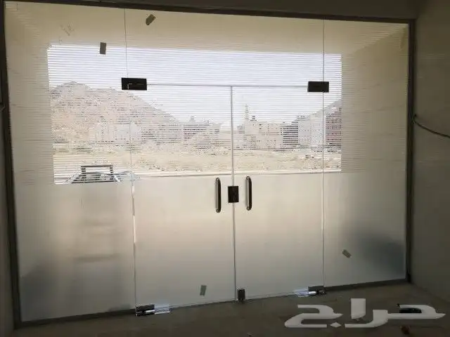 معلم زجاج سكوريت وشوارات ومرايات ودربزين استيل 2