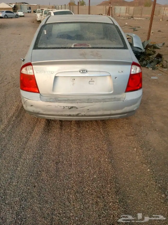 كيا سيراتو موديل 2005 للبيع قطع غيار فقط 2