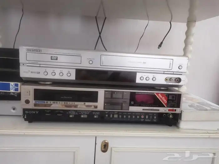 تلفزيون مع فديو شغالين على الشرط 3