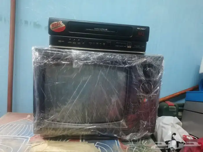 تلفزيون مع فديو شغالين على الشرط 1