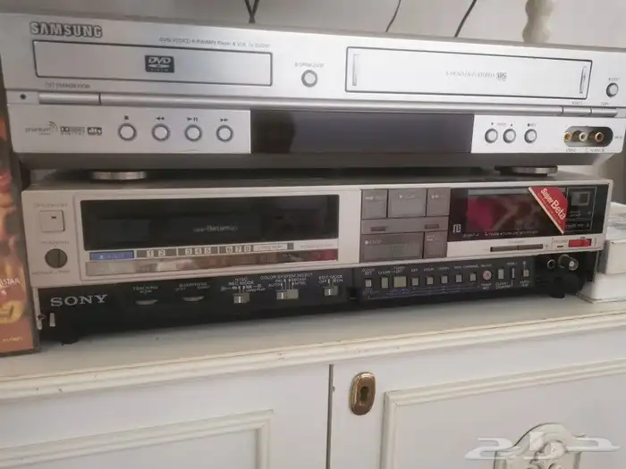 تلفزيون مع فديو شغالين على الشرط 4