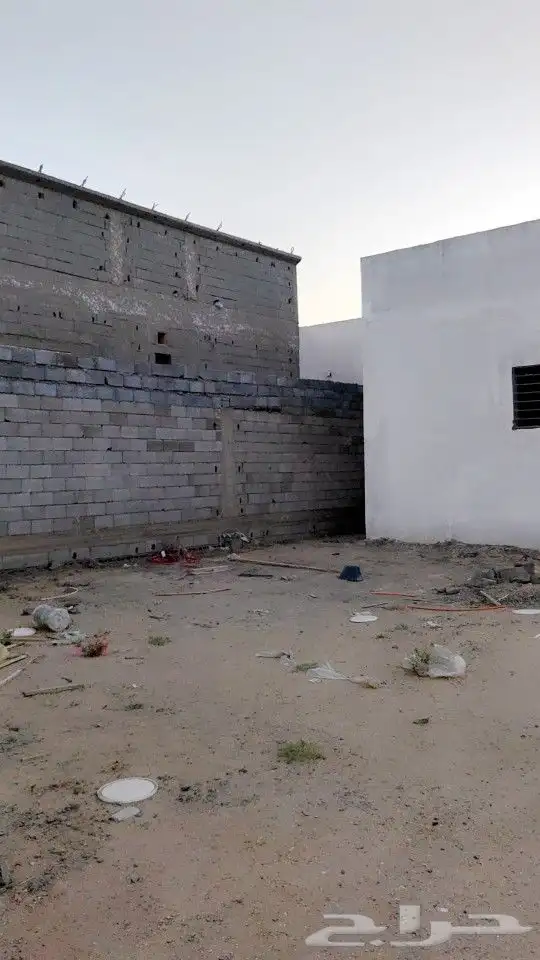 دور عظم للبيع بالمويه قريب من مستشفى المويه العام 2