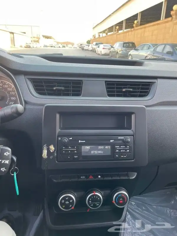 فان رينو دوكر بضاعه 2023 8