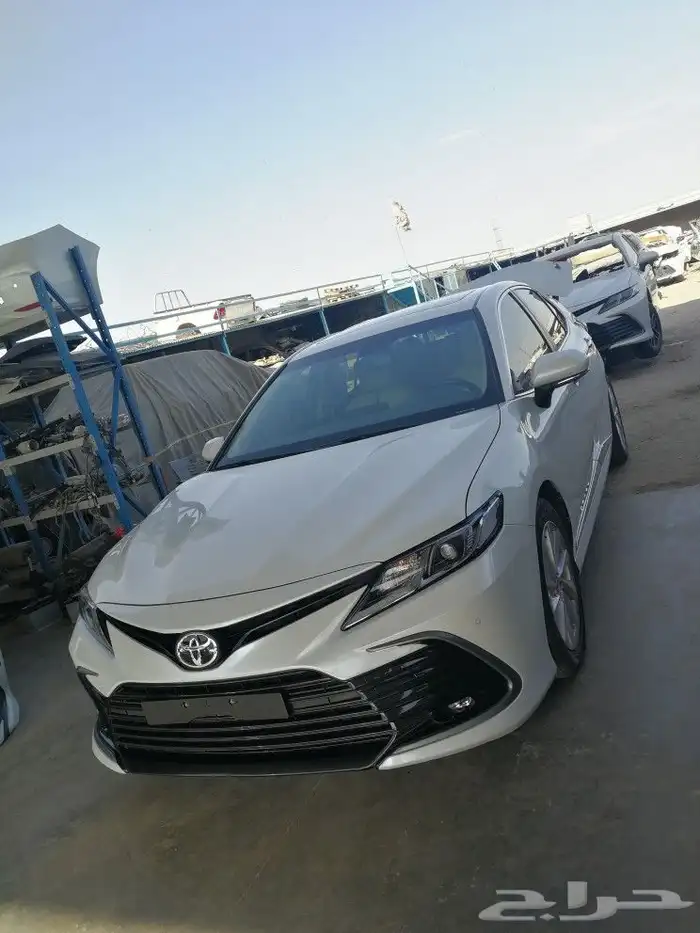 كامري 2023 GLE X تشليح - قطع غيار 0