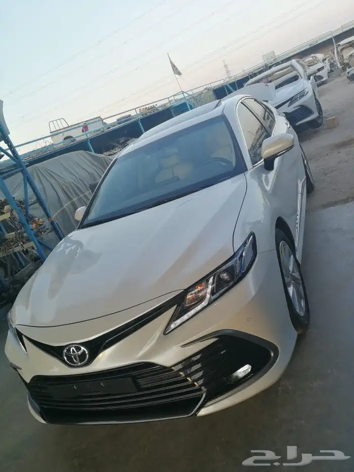 كامري 2023 GLE X تشليح - قطع غيار 8