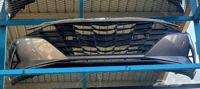 متوفره لدينا صدامات النترا من 2017 إلى 2024 وشمعات 3