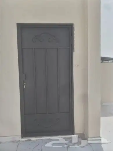 الألمنيوم والحديد والخشب والجبس بورد 2