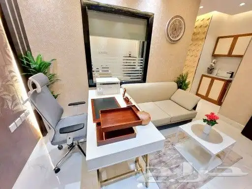 مكتب جاهز للإيجار في العليا طريق الملك فهد 16