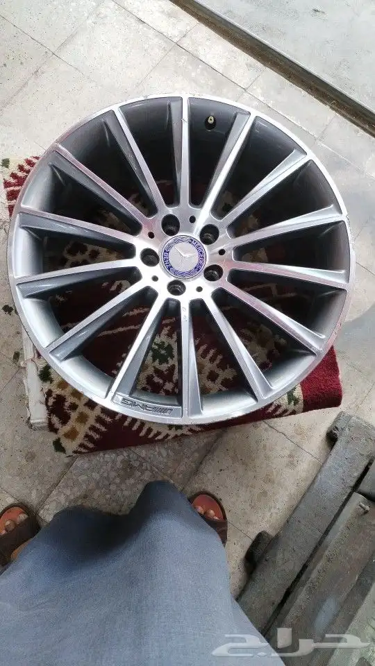 جوجد لدينا جنوط مرسديس مقاس 20اصلي وكالة نضيفه مره شبه جديد 4