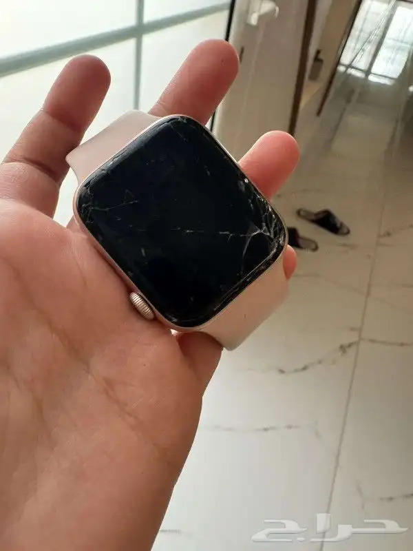صيانه ساعات ابل 9
