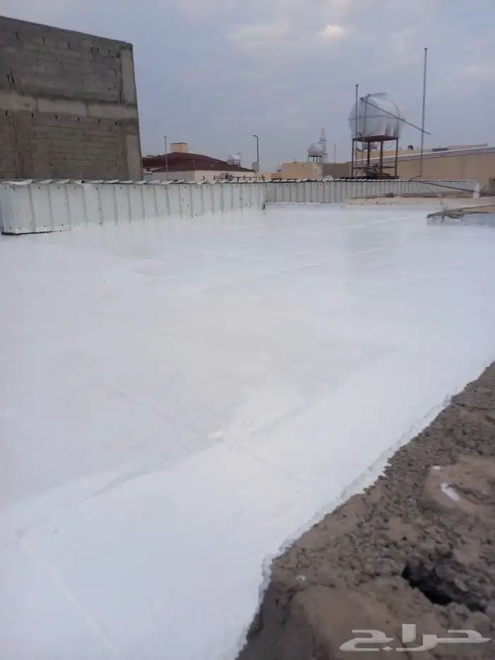 عازل سطوح مائي لتسرب الأمطار 0