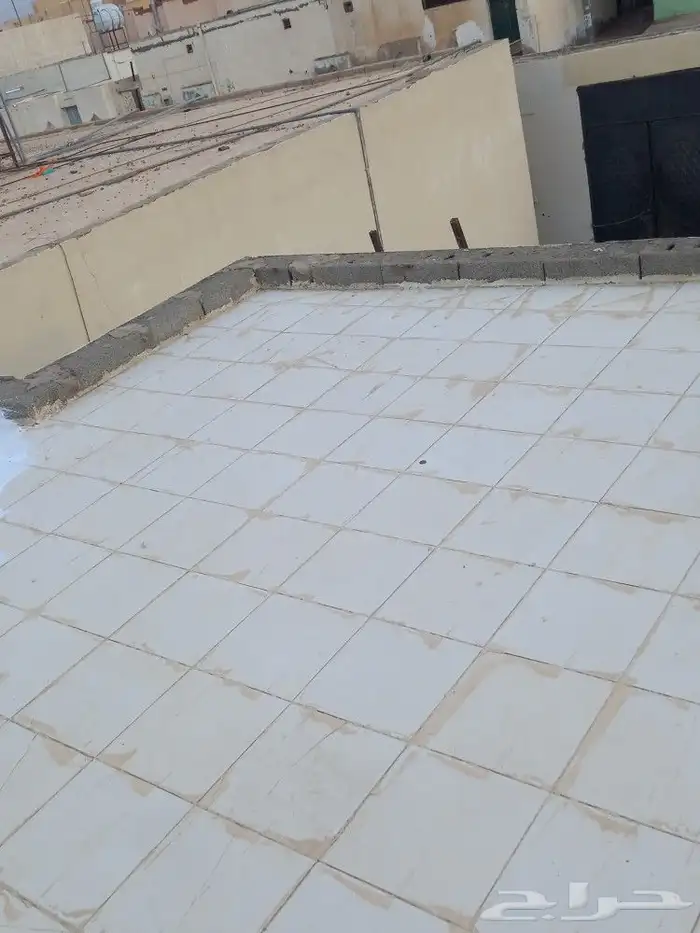 عازل سطوح مائي لتسرب الأمطار 9