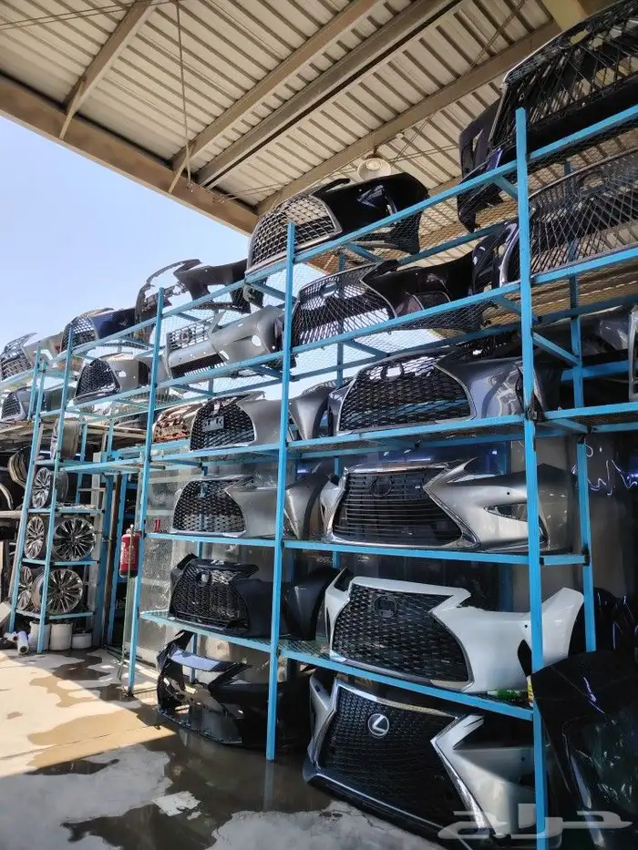 يتوفر لدينا جميع انواع القطع الغيار السيارات لكزز 3