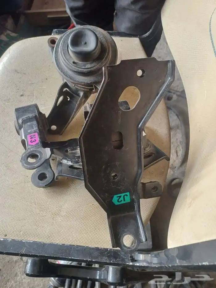 تويوتا يارس موديل 2015 2